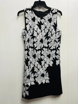 Black & White Dress Casual Short White House Black Market, Size 0